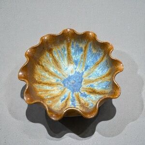 Pigeon Forge Blue/Brown Signed A Huskey Artisan Drip Glaze Scalloped Edge Bowl